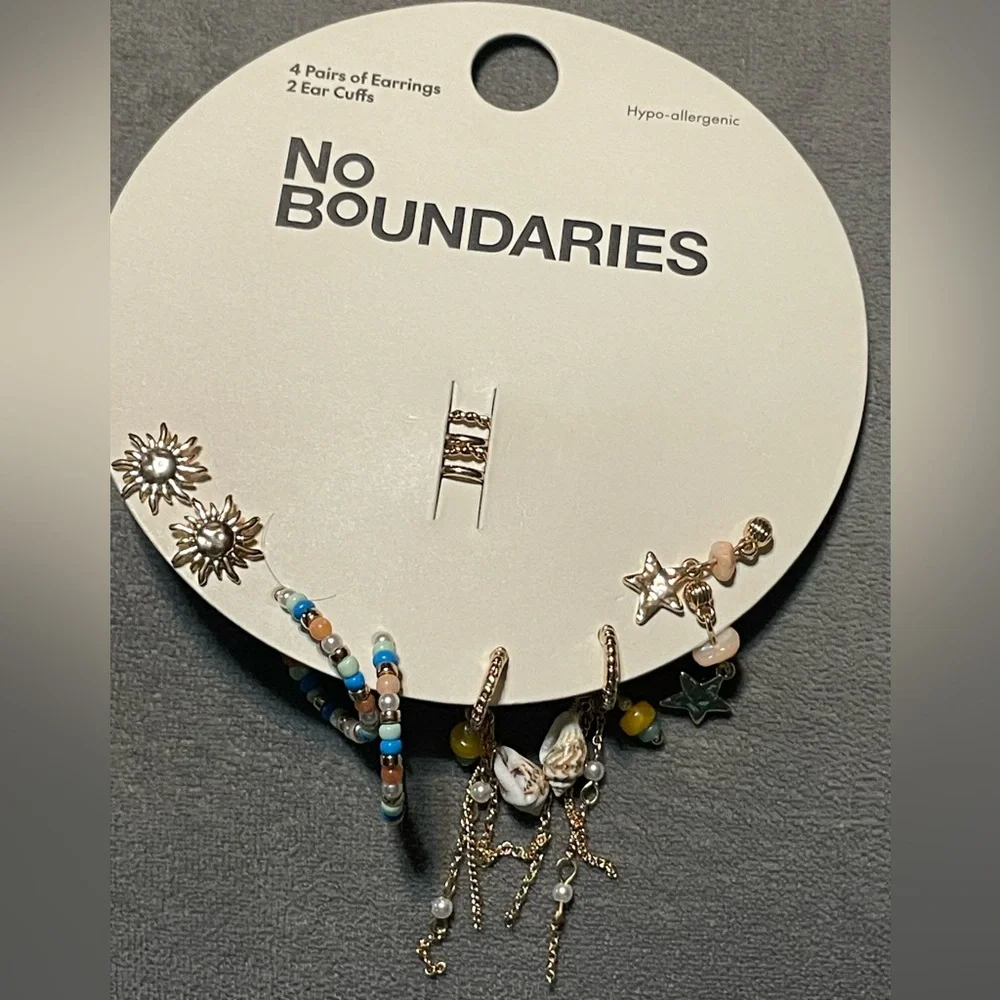 No Boundaries 6 Pair Gold Tone Earring Set Hoops Studs Shell Star Multi Pack